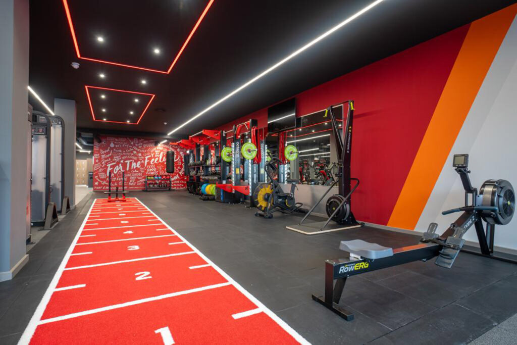 Addlestone Snap Fitness 24/7 gym equipped interior