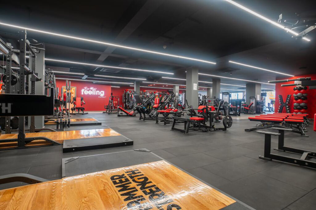 Addlestone Snap Fitness 24/7 gym equipped interior 2